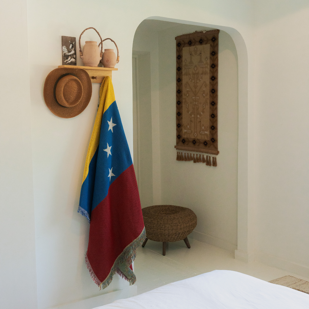VENEZUELA 7 Stars Flag Woven Throw Blanket | 50x70 in