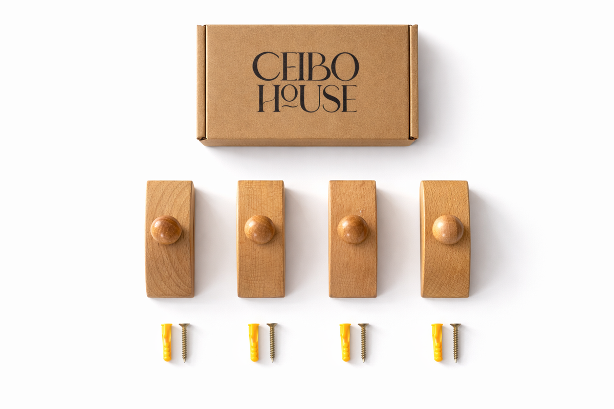 Set of 4 wooden tapestry hangers with screws and Ceibo House box