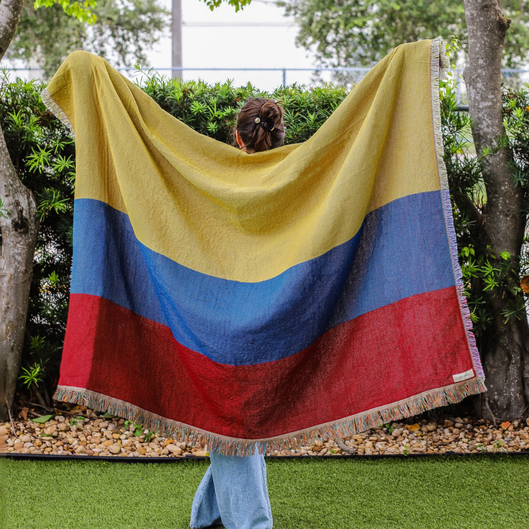 Colombia Flag Woven Throw Blanket