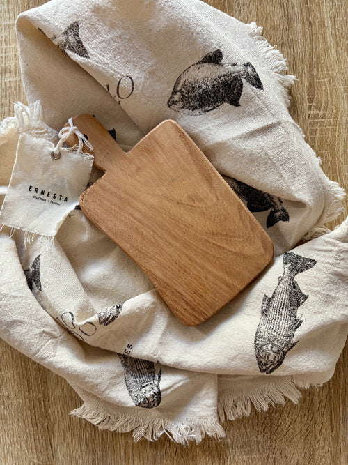 Handmade Wooden Serving Board | 9 x 5 in | Artisanal Wood | Corrientes, Argentina | Ernesta