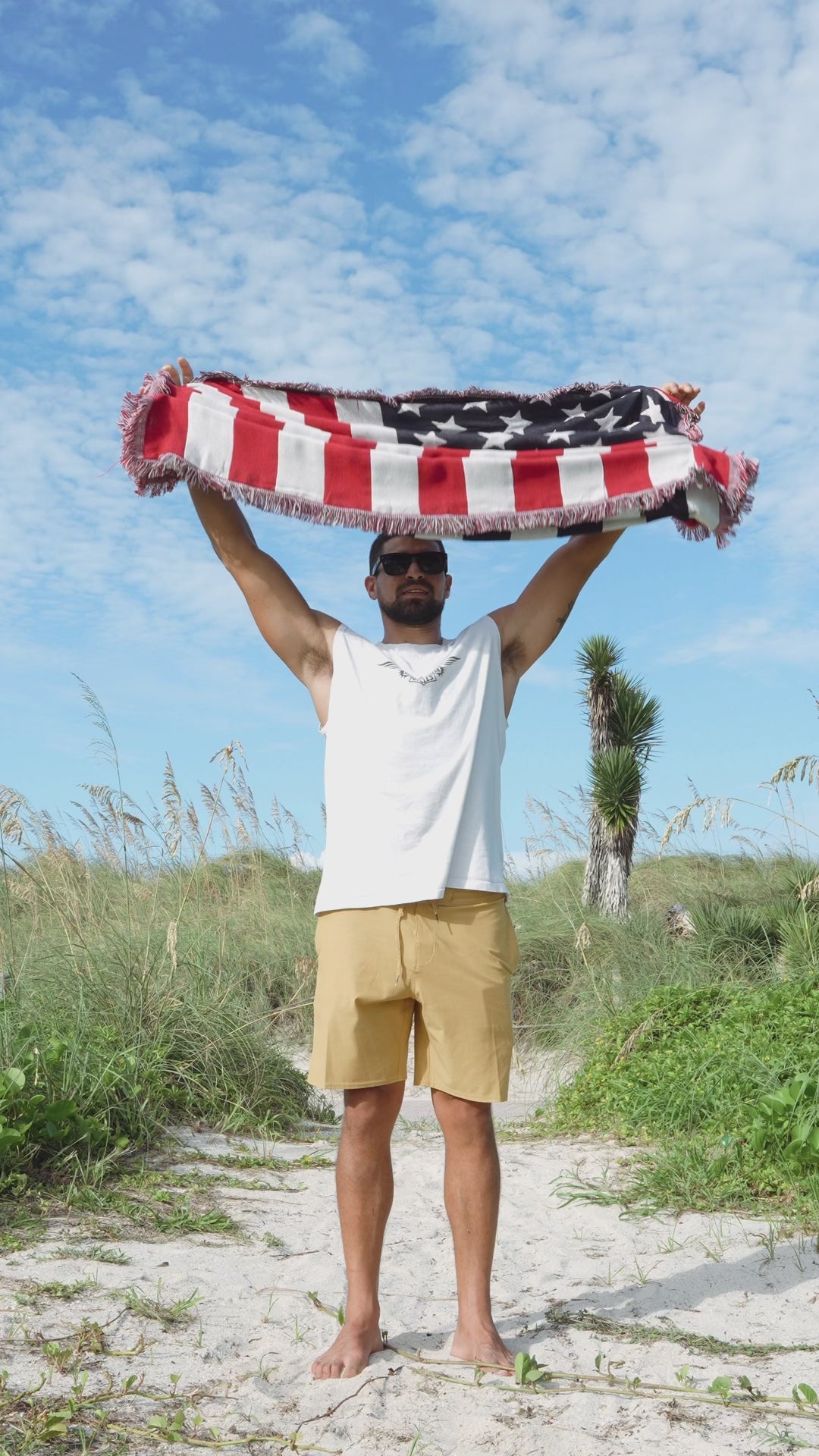 USA Woven Throw Blanket | 75x50 in